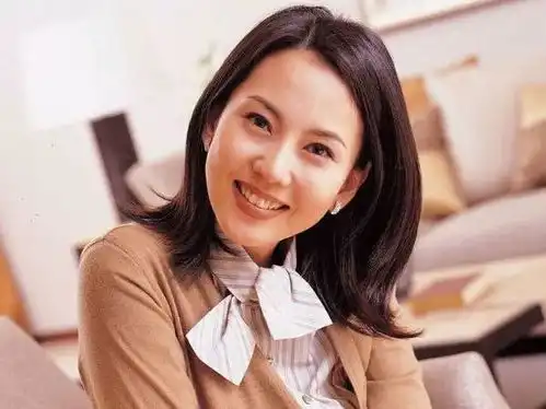 伪整形才是硬道理不动刀不扎针,如何拥有韩剧标配的电眼巴掌脸保养经