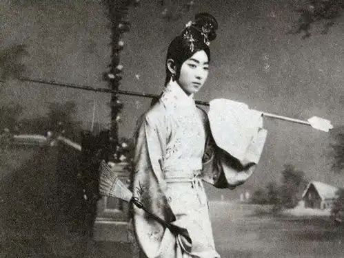 梅兰芳三妻共存妄想齐人之福,孟小冬虽爱你,却不是非你不可