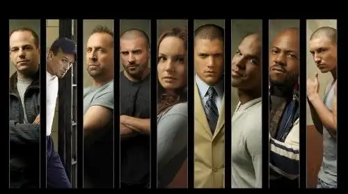 越狱终于归来越狱经典剧照你最爱哪张
