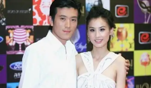 和经纪人结婚的四位明星,前三位都被丈夫宠上天,唯独她结婚后坚持分房睡