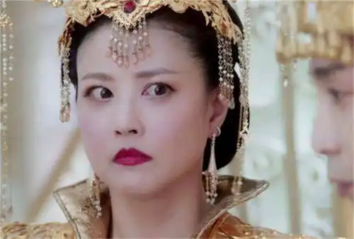 52岁周海媚生日晒视频,香蜜女孩祝生日快乐,直言网络暴力
