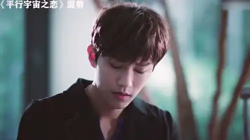 机器人穿越宇宙找男友,他却早就有了新的恋情