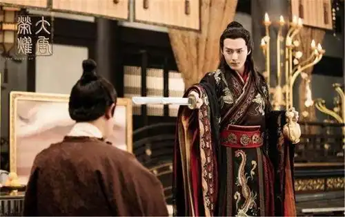 唐朝侠义宰相,救李白保杜甫,为王昌龄平反后人无不称赞
