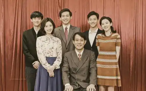 乔家的儿女乔七七的平庸和懦弱,根源在于没有归属感
