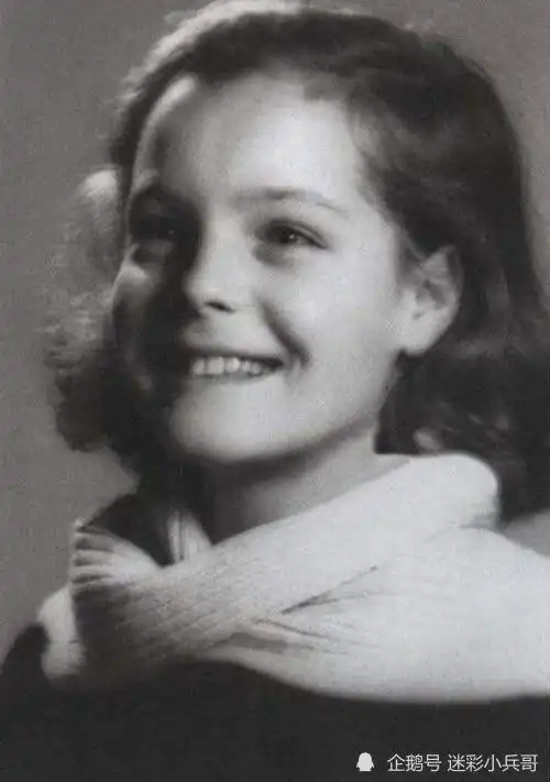 欧洲第一美人茜茜公主为爱放弃事业却遭抛弃,43岁香消玉殒