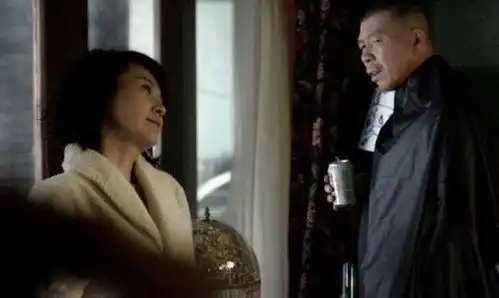 许晴像个不老妖精,当看到她的话剧照,才知冯小刚眼光有多毒