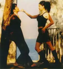 八卦学英语为什么美人鱼火上天了
