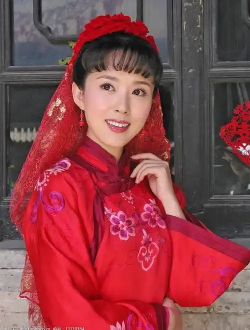 剧照中的颜丹晨如此美丽动人