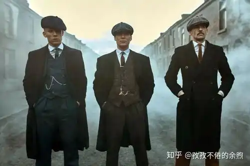 英剧浴血黑帮带你回首上个世纪的英伦绅士如何穿衣
