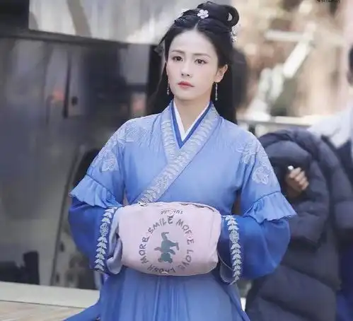 又一部古装剧定档,任嘉伦出演男主并不意外,看到女主小鹿乱撞
