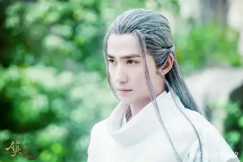 人红是非多,某品牌工作人员直播diss朱一龙,购买力差又老又丑