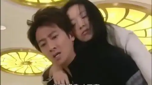 天若有情ii小凡亲眼看见以安和展颜两个人,呆住了
