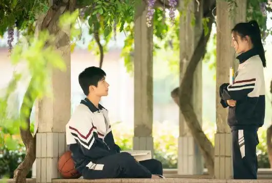 你是我的荣耀热播离别10年重逢后,于途为什么会爱上乔晶晶