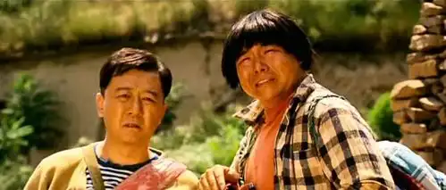 这部郭涛黄渤主演的喜剧电影,还原了底层劳动者最真实的一面
