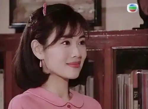 男人真心爱你时,就一定会碰你身上的这3个地方,无一例外