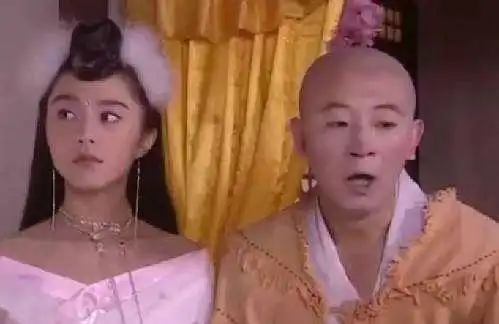 继徐峥肚子后,黄海波挺巨大啤酒肚出镜,网友猪八戒的角色有毒