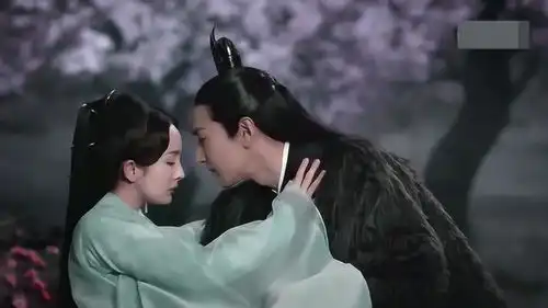 三生三世十里桃花浅浅夜华十里桃林相遇,从此爱了这个少年郎
