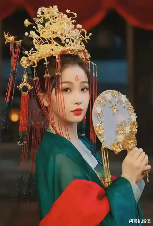 苍兰诀剧照婚服