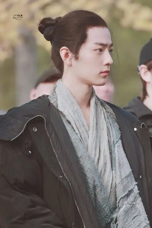 为什么肖战在陈情令的古装如此亮眼