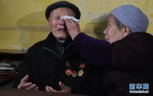 张富清老兵风骨英雄本色
