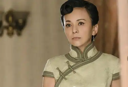 张嘉译董洁王琳张鲁一主演,年代大剧花开如梦来了

