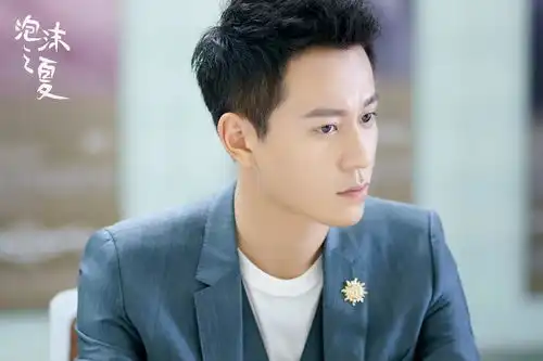 泡沫之夏夏沫洛熙没在一起,不单单是因为尹澄