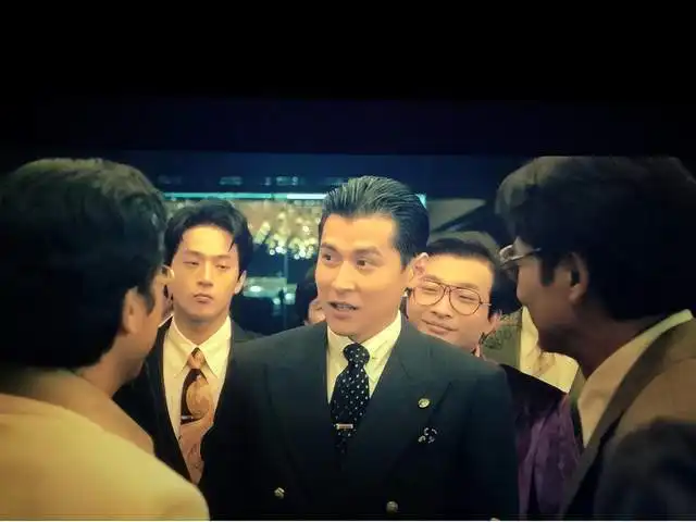 金手指真实到心痛,商业巨头的背后,是千千万万被骗的股民