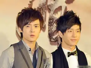 史上最牛房车续汽修工一家蜗居报废车内