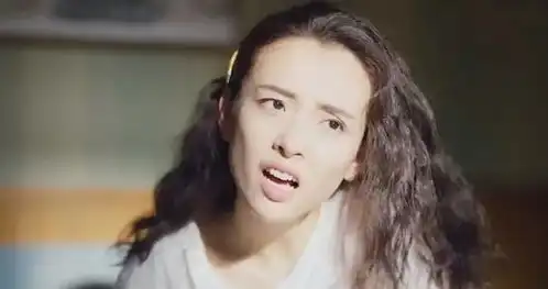 形象太幻灭28岁吴倩生娃后老得猝不及防,婚后幸不幸福全显脸上