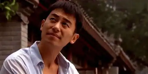 正阳门下苏萌被骂空有其表配不上韩春明,只因她是个扫把星
