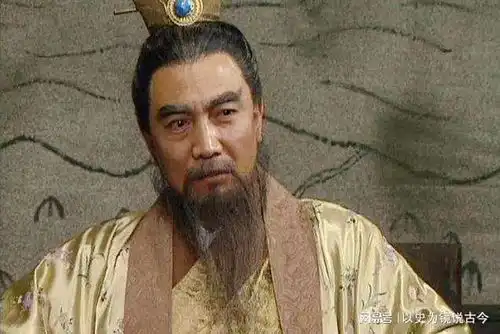 曹操率大军征讨杀父仇人陶谦,郭嘉只说了一句话,曹操下令撤兵