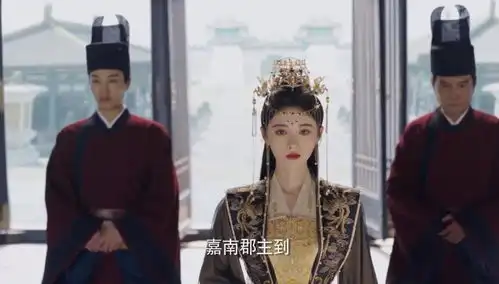 造型不够挂坠来凑,鞠婧祎古装标配一张剧照可搭配所有古装剧
