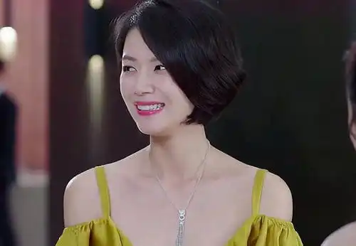 徐熙颜再撕曹曦文,挤走朱梓骁拖延颖宝档期,自带编剧各种戏霸
