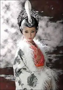 是的,你没看错巩俐要变身白骨精啦