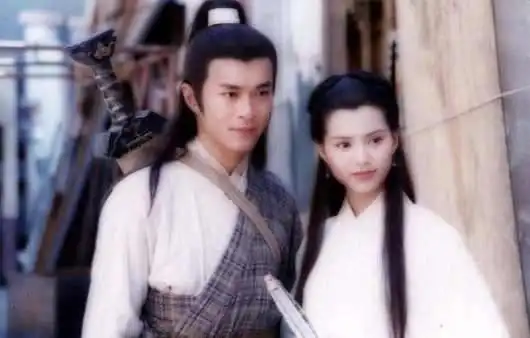 姑姑李若彤开通微博,网友放出一组罕见的神雕侠侣剧照获赞永远的小龙女