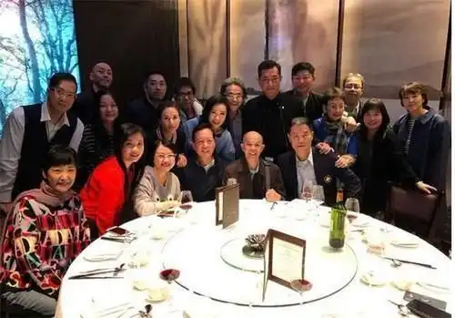 神雕侠侣剧组重聚李若彤古天乐同框忆往昔