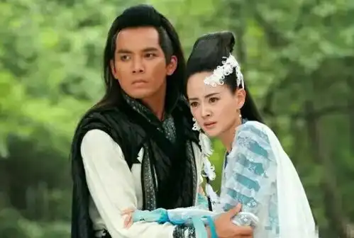 钟汉良神秘老婆近照曝光,颜值高身材好,网友难怪看不上张钧甯
