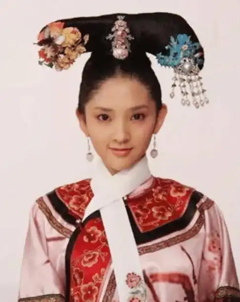 原创甄嬛传原始定妆照流出,浣碧祺贵人还好,看到甄嬛还好改了
