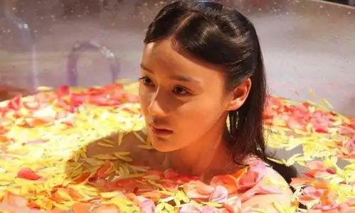 那些让人爱不起来的女主角两个毁于造型四个毁于人设,她是绿茶
