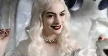 女神首度晒儿子照片受到网友好评为何事后却后悔
