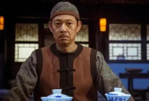 她是周一围的前女友,因出演亮剑成名,如今在宣武门中无人识
