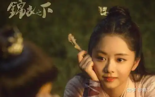 锦衣之下小迷妹上线啦
