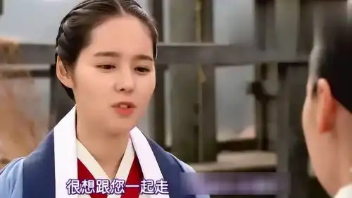 拥抱太阳的月亮长大后的烟雨太漂亮了,惊为天人,韩佳人真美