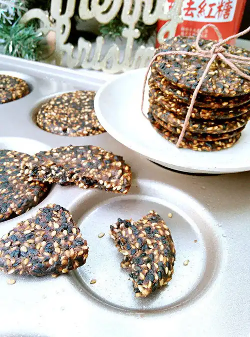 红糖芝麻香薄饼的做法零厨艺版的红糖芝麻香薄饼红糖芝麻香薄饼怎么做亮晶晶妈的菜谱
