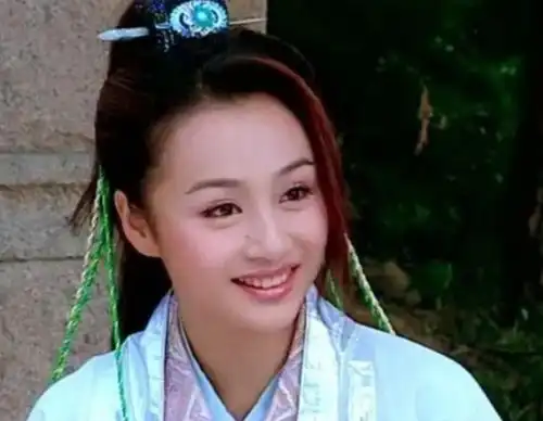 当得了主持人,演得了戏,结婚20年被宠若公主,曹颖到底有何底气