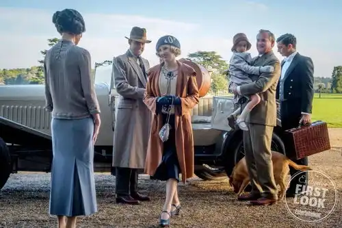 名单公布请以你的名字呼唤我2搬到巴黎,冰雪奇缘2主角大变装影八卦