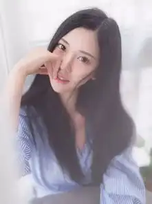 全国高校女神三十强8月榜,李金阳力压张雪迎关晓彤
