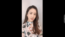 如今脸都变成这样了,她还辟谣称没有整容,还甩锅称是角度问题
