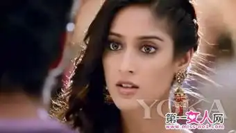 真的好漂亮啊,我想请问这个女的叫什么名字,谢谢大家