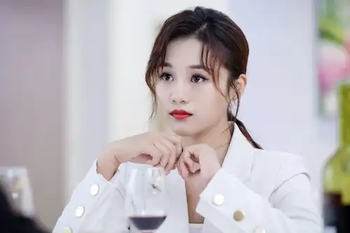 安悦溪实名diss朱一龙厨艺林静芸喜提热搜
